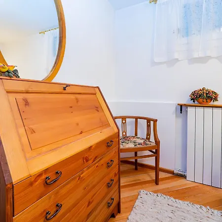 Residenza Vecchio Molo Apartment Acquaseria